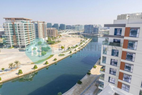 Bloomfields 1br Canal The View Raha Beach
